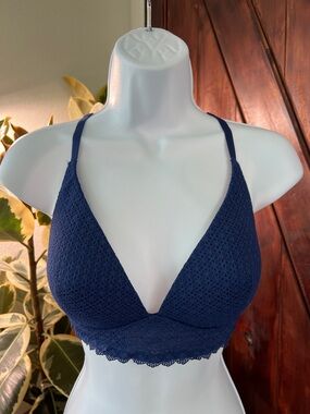 Lace plunge bralette